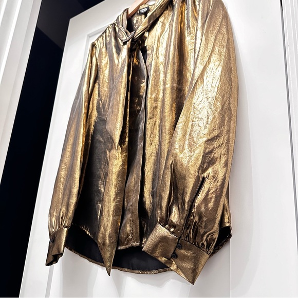 NWT Express Gold Metallic Blouse - Picture 5 of 7